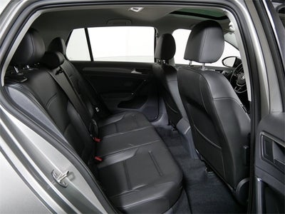 2018 Volkswagen Golf TSI SE 4-Door