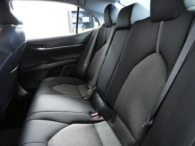 2021 Toyota Camry Hybrid LE