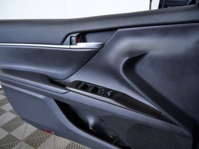 2021 Toyota Camry Hybrid LE
