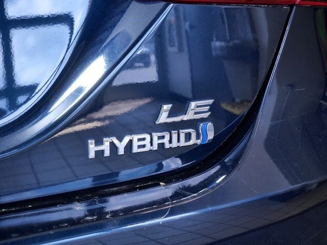 2021 Toyota Camry Hybrid LE