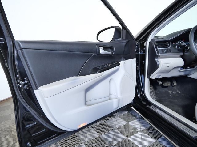 2014 Toyota Camry LE 2014.5