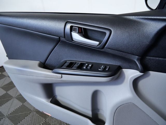 2014 Toyota Camry LE 2014.5