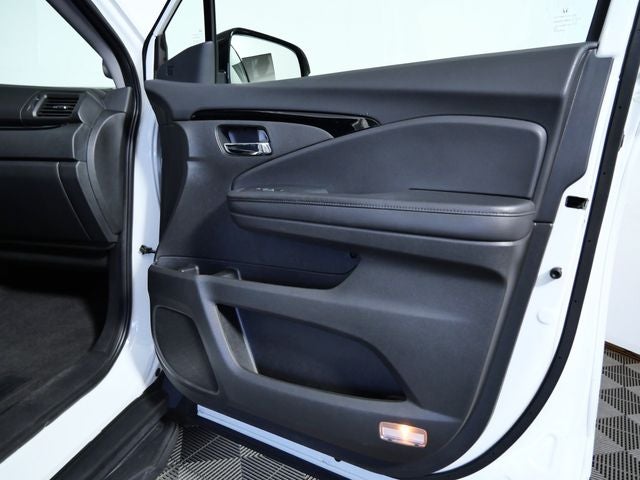 2022 Honda Pilot Touring 7 Passenger