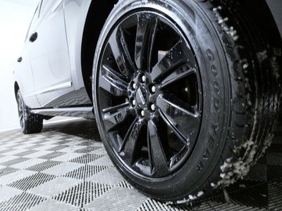 2023 Lincoln Navigator L Reserve