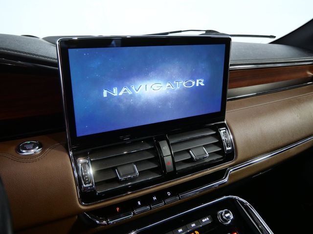 2023 Lincoln Navigator L Reserve