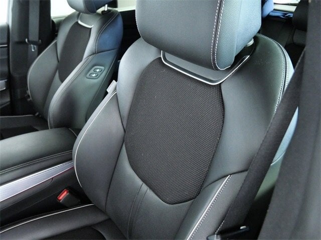 2024 Genesis GV70 2.5T