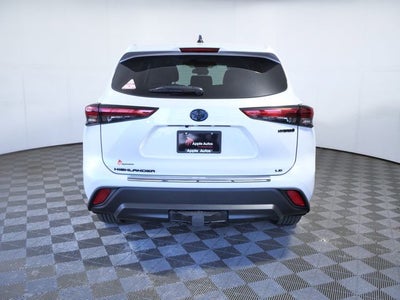 2022 Toyota Highlander Hybrid LE