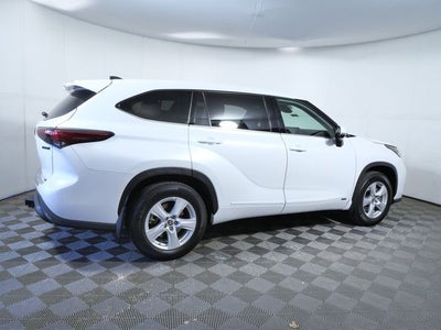 2022 Toyota Highlander Hybrid LE
