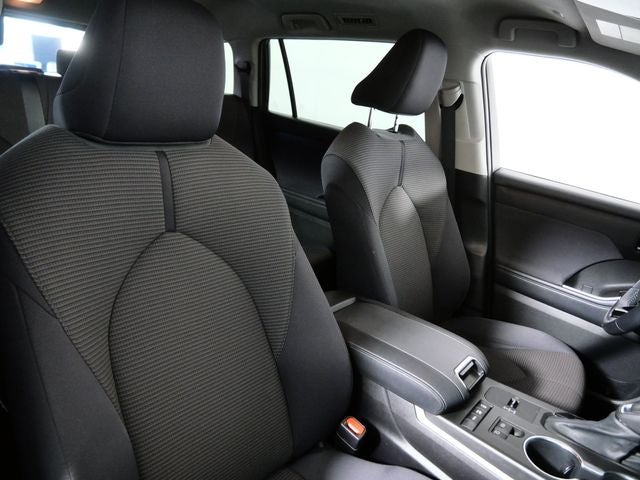 2021 Toyota Highlander Hybrid LE