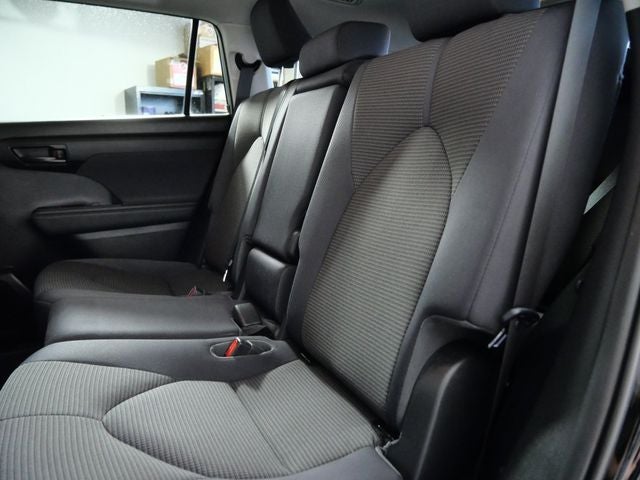 2021 Toyota Highlander Hybrid LE