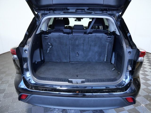 2021 Toyota Highlander Hybrid LE