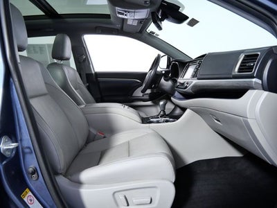 2019 Toyota Highlander Limited Platinum