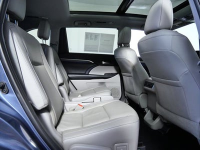 2019 Toyota Highlander Limited Platinum