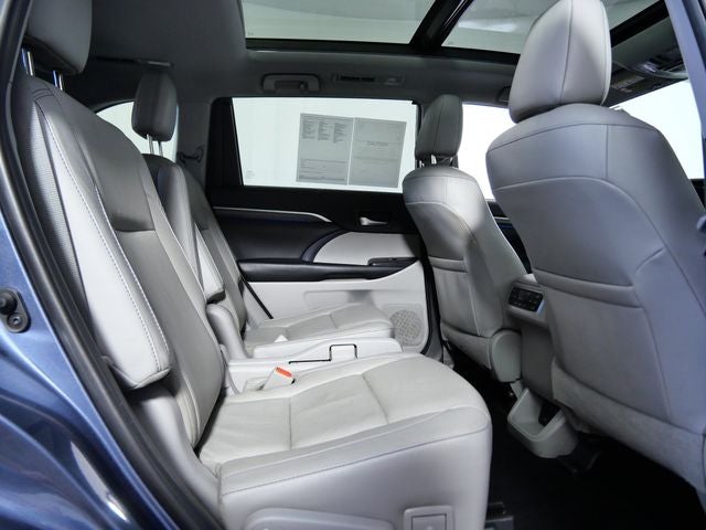 2019 Toyota Highlander Limited Platinum