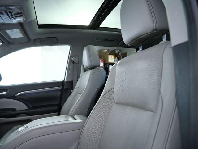 2019 Toyota Highlander Limited Platinum