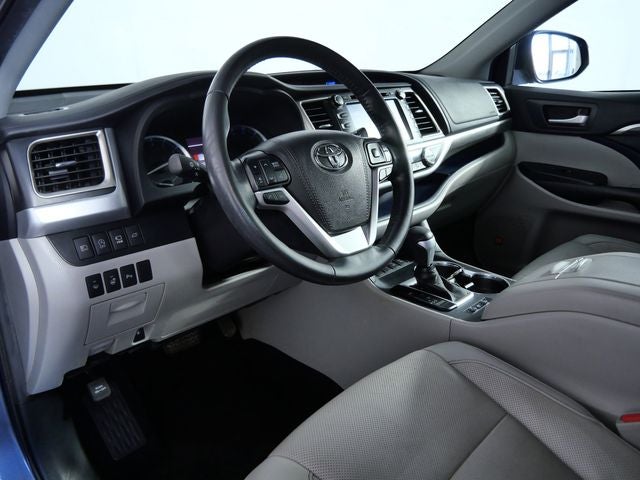 2019 Toyota Highlander Limited Platinum