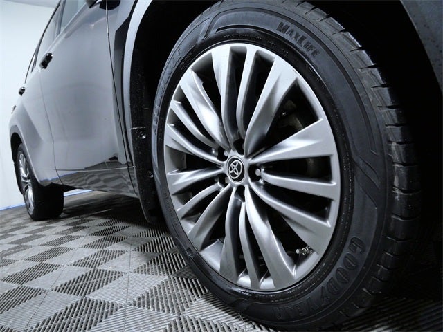 2020 Toyota Highlander Platinum