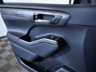 2020 Toyota Highlander Platinum