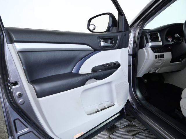 2015 Toyota Highlander XLE V6