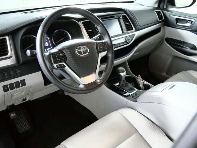 2015 Toyota Highlander XLE V6