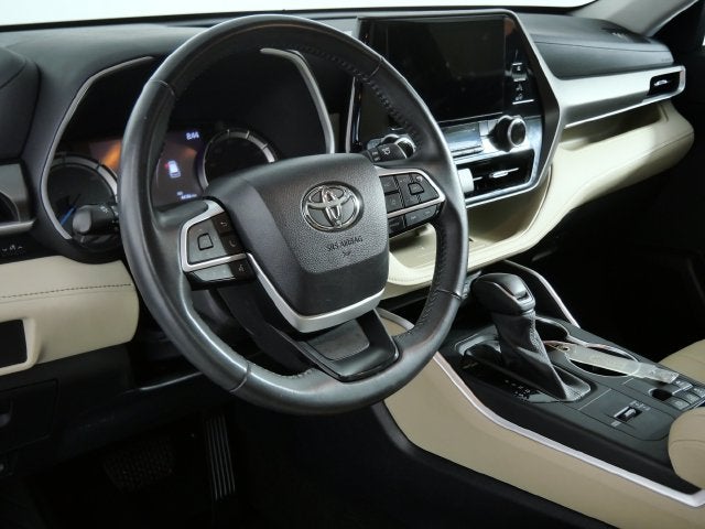 2023 Toyota Highlander Hybrid XLE