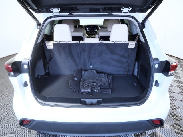 2023 Toyota Highlander Hybrid XLE
