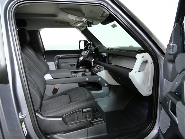 2022 Land Rover Defender 90 Standard