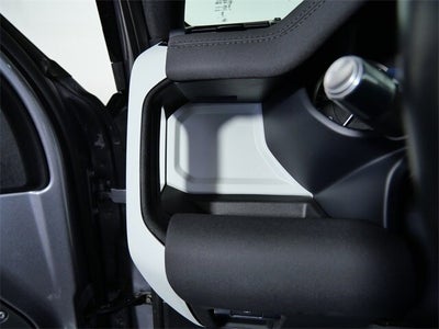 2022 Land Rover Defender 90 Standard