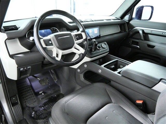 2022 Land Rover Defender 90 Standard