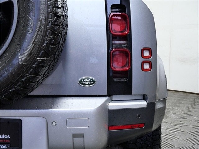 2022 Land Rover Defender 90 Standard