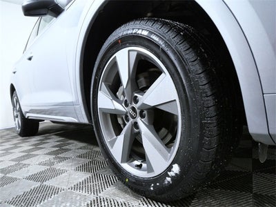 2022 Audi Q5 40 Premium Plus quattro