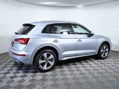 2022 Audi Q5 40 Premium Plus quattro