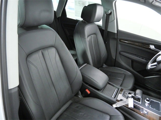 2020 Audi Q5 45 Premium Plus quattro