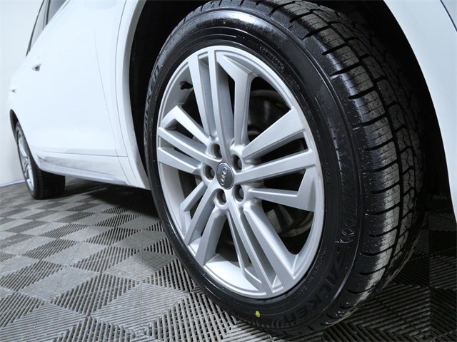 2020 Audi Q5 45 Premium Plus quattro