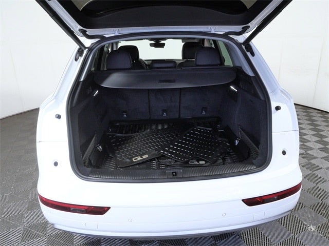 2020 Audi Q5 45 Premium Plus quattro