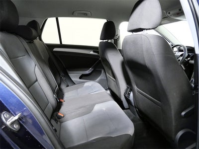 2016 Volkswagen e-Golf SE