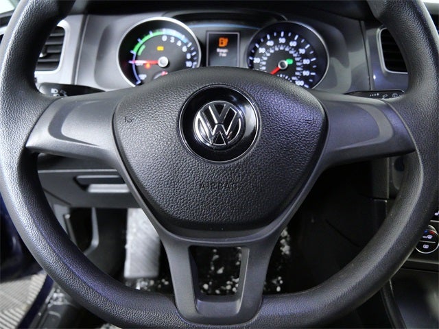 2016 Volkswagen e-Golf SE
