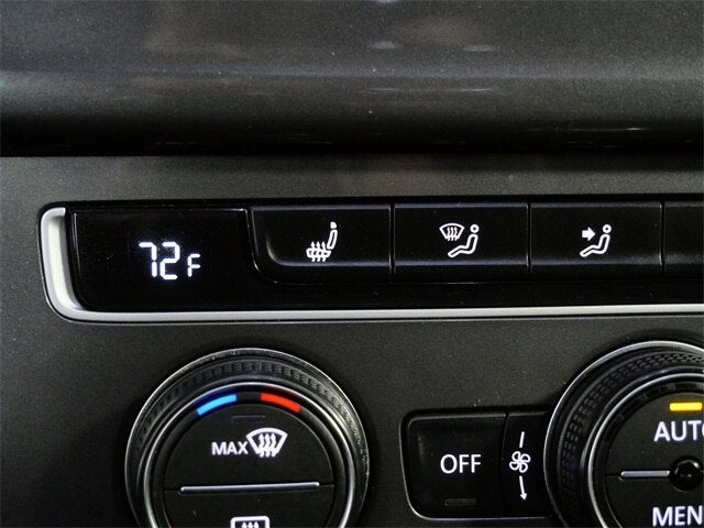 2016 Volkswagen e-Golf SE