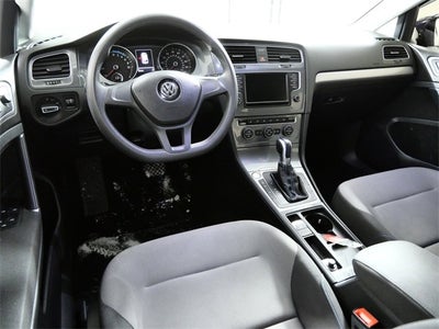 2016 Volkswagen e-Golf SE