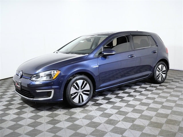 2016 Volkswagen e-Golf SE