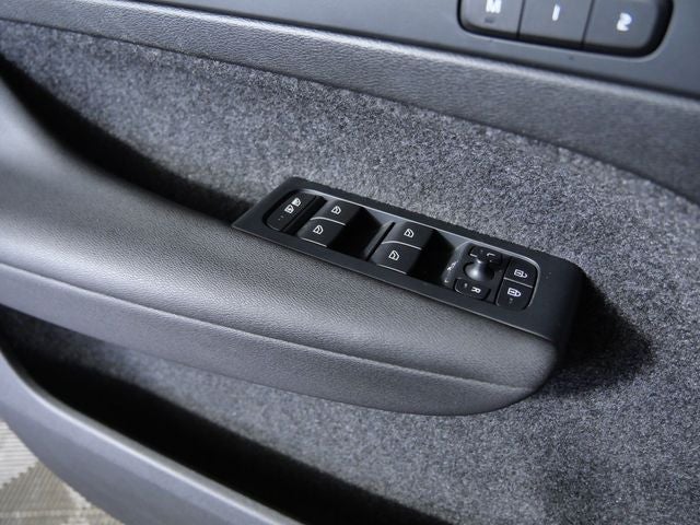 2023 Volvo XC40 Recharge Pure Electric Twin Plus