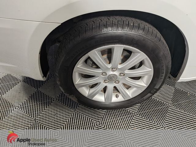 2012 Chrysler 200 Touring Convertible
