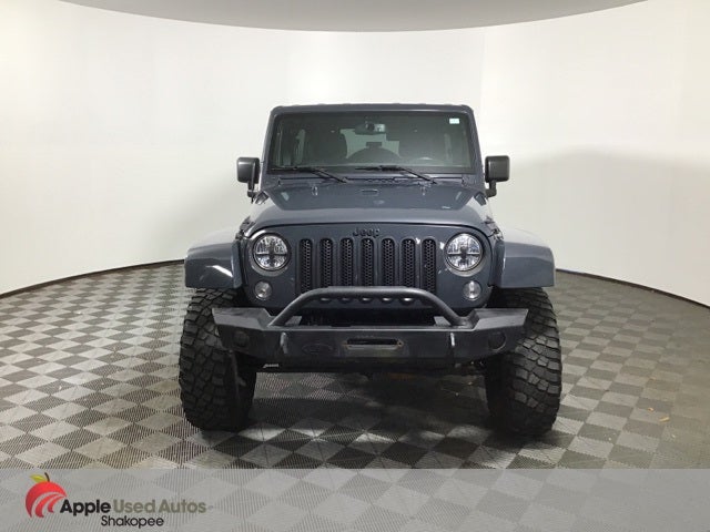 2016 Jeep Wrangler Unlimited Sahara Lifted