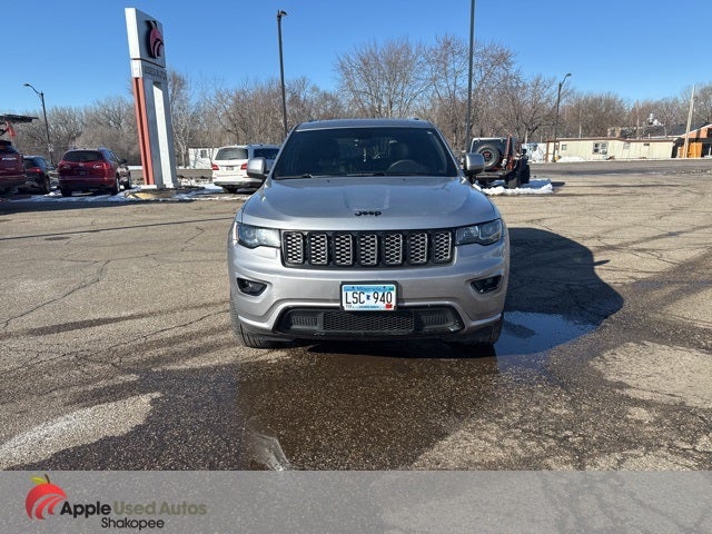 2017 Jeep Grand Cherokee Altitude