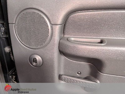 2004 Dodge Ram 1500 SLT