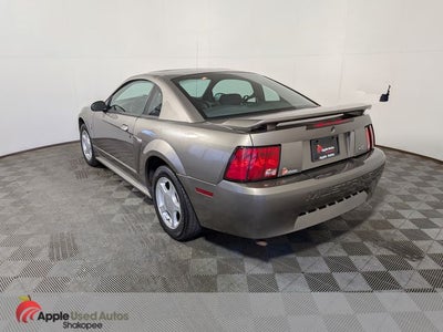 2002 Ford Mustang V6 Deluxe
