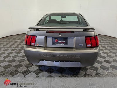 2002 Ford Mustang V6 Deluxe