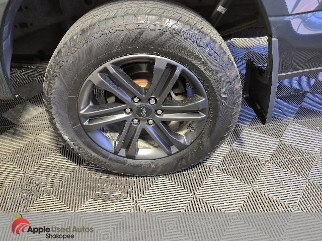 2015 Ford F-150 XLT Long Box