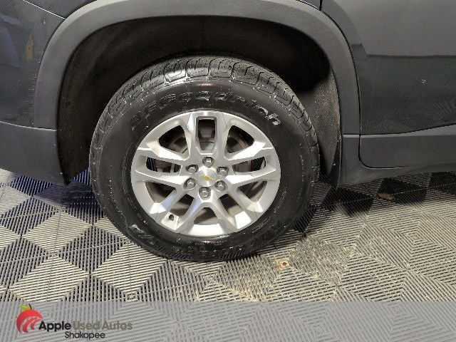 2018 Chevrolet Traverse LT Cloth w/1LT