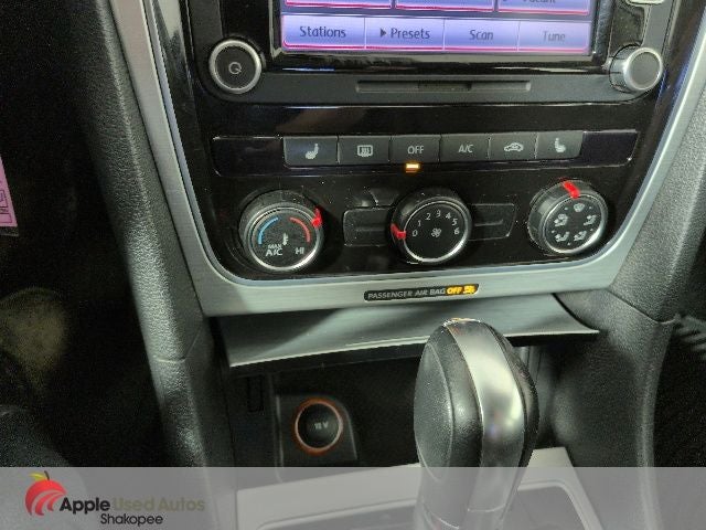 2013 Volkswagen Passat 2.5 SE